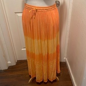 Tie-dye maxi skirt with elastic waist :)